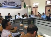 Sekda Iwan Mustapa usai menghadiri Rapat Koordinasi Percepatan Sertifikasi Tanah Rumah Ibadah Kabupaten Bone Bolango yang dipusatkan di Aula Kejaksaan Negeri Bone Bolango, Selasa, 4 Agustus 2026. (Sumber : Diskominfo Bone Bolango)