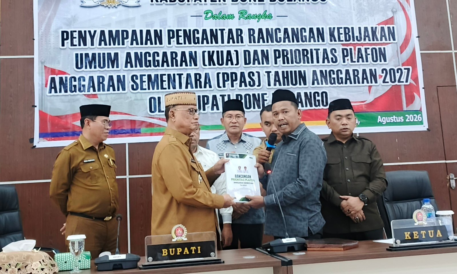 Rapat Paripurna DPRD Bone Bolang Penyampaian KUA - PPAS 2027