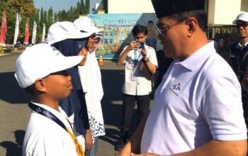 Sekda Iwan Mustapa saat menghadiri pembukaan Masa Pengenalan Lingkungan Sekolah (MPLS) Sekolah Nasional Terintegrasi di BPMP Provinsi Gorontalo, Senin, 10 Agustus 2026.