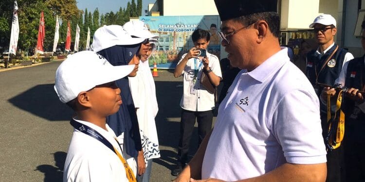 Sekda Iwan Mustapa saat menghadiri pembukaan Masa Pengenalan Lingkungan Sekolah (MPLS) Sekolah Nasional Terintegrasi di BPMP Provinsi Gorontalo, Senin, 10 Agustus 2026.