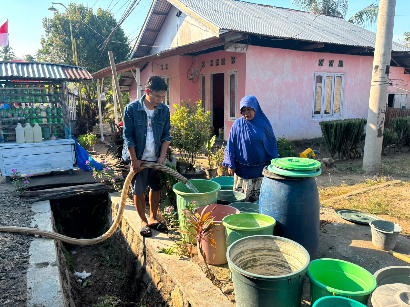 Anton Abdullah Bamtu Distribusi Air Bersih