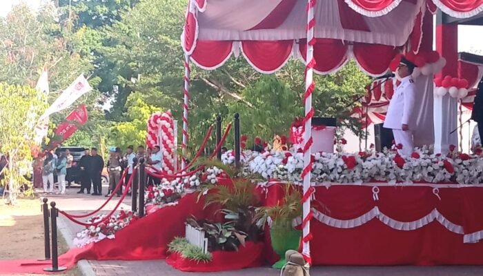 Peringati HUT ke-81 RI, Bupati Ismet Mile Dorong Masyarakat Bangun Daerah dan Jaga Stabilitas