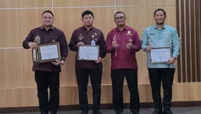 Salurkan Dana Desa Tepat Waktu, Bone Bolango Diganjar Treasury Award