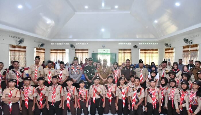 Wabup Lahmudin Lepas Kontingen Pramuka Boalemo ke Jamnas Cibubur