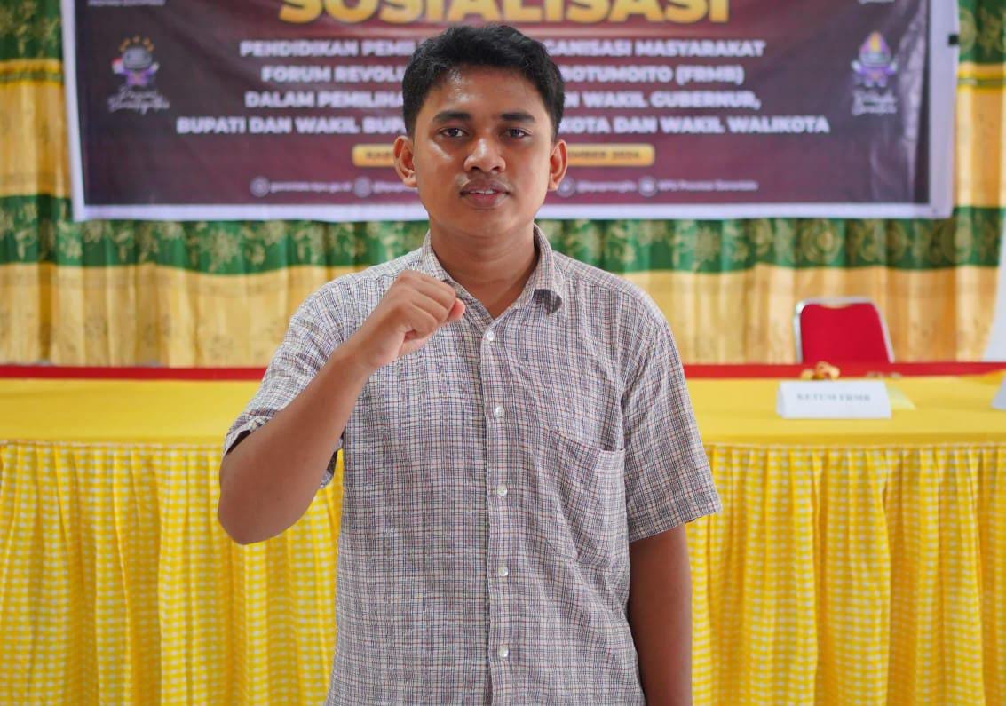 Aktivis Gorontalo, Sahril Tialo.