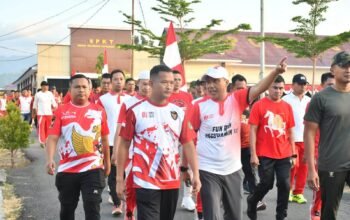 Perkuat Sinergi, Wabup Lahmuddin Ikuti Jalan Sehat Bersama Polres Boalemo
