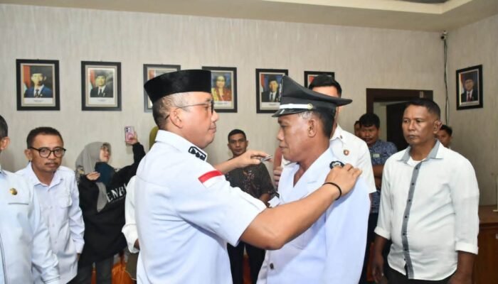Wabup Boalemo Lantik Zainudin Ente sebagai Pj Kades Balate Jaya