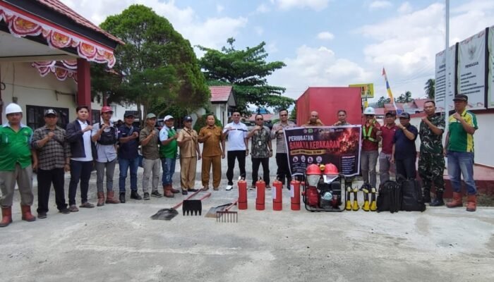 PT Loka Indah Lestari Beri Dukungan Sarpras ke Posko Karhutla Taluditi
