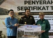 Rapat Koordinasi Percepatan Sertifikasi Aset Tanah yang dirangkaikan dengan penyerahan sertifikat di Kantor Pengacara Negara Kejaksaan Negeri Bone Bolango, Kamis,3 September 2026.