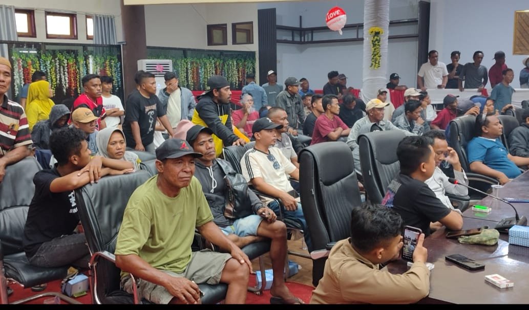 Penambang Hadiri RDPU yang Digelar DPRD Pohuwato Dengan Menghadirkan Pani Gold dan Pemerintah Daerah