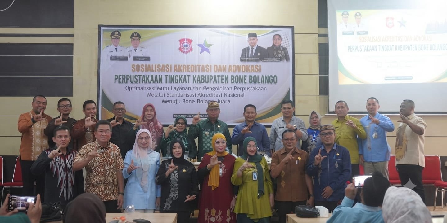 Dinas Perpustakaan Bone Bolango menyelenggarakan kegiatan Sosialisasi Akreditasi dan Advokasi Perpustakaan dengan tema "Optimalisasi Mutu Layanan dan Pengelolaan Perpustakaan melalui Standarisasi Akreditasi Nasional Menuju Bone Bolango Maju dan Juara".(Foto: Diskominfo Bone Bolango)