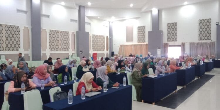 Pelatihan Guru PAUD tentang Strategi Pembelajaran Berbasis Bermain untuk Meningkatkan Motivasi Belajar Anak.(Foto: Diskominfo Bone Bolango)