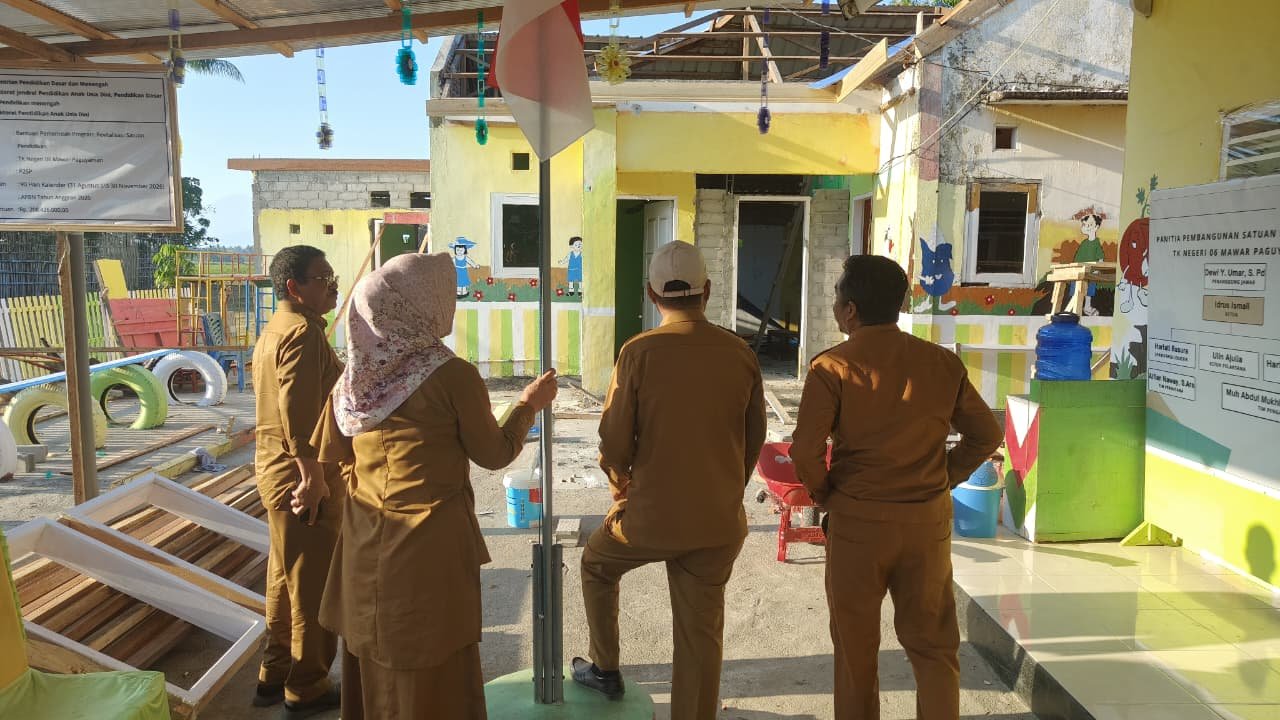 Bupati Boalemo Cek Langsung Revitalisasi Sekolah di Paguyaman.(Foto Istimewa)