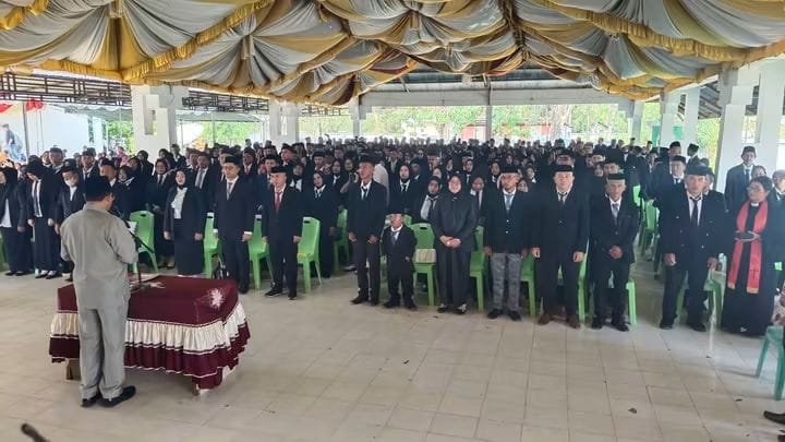 Tegaskan Peran Mitra Kerja, Bupati Rum Pagau Lantik 363 Anggota BPD Boalemo.(Foto: Prokopim Boalemo)