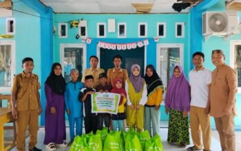 PT. Biomasa Group Salurkan santunan kepada warga di desa binaan