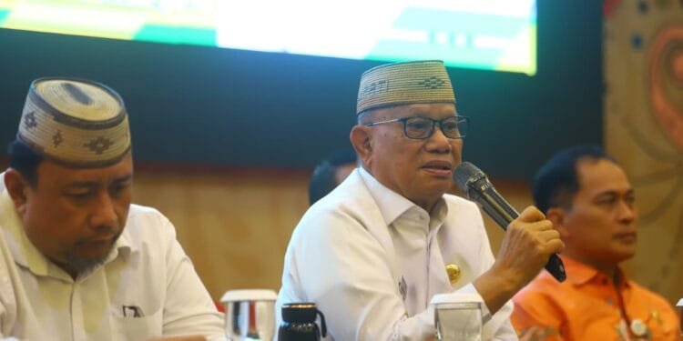 Bupati Bone Bolango Ismet Mile Buka Bimtek Pengelolaan BOSP (Foto Diskominfo)