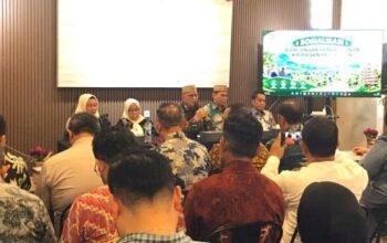 Bupati Bone Bolango Ismet Mile membuka Sosialisasi Rencana Pembangunan Kawasan Perdesaan, di Naffil Cafe dan Resto, Jumat, 2 Oktober 2026. (Foto Diskominfo)