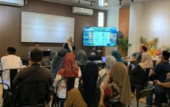 Kepala Bappeda Litbang Bone Bolango, Sri Mulyani saat Sosialisasi Rencana Pembangunan Kawasan Perdesaan di Naffil Cafe dan Resto, Jumat, 2 Oktober 2026 (Foto Diskominfo)