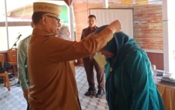 Bupati Bone Bolango Ismet Mile menghadiri Bimtek yang Digelar PKK Botu Pingge