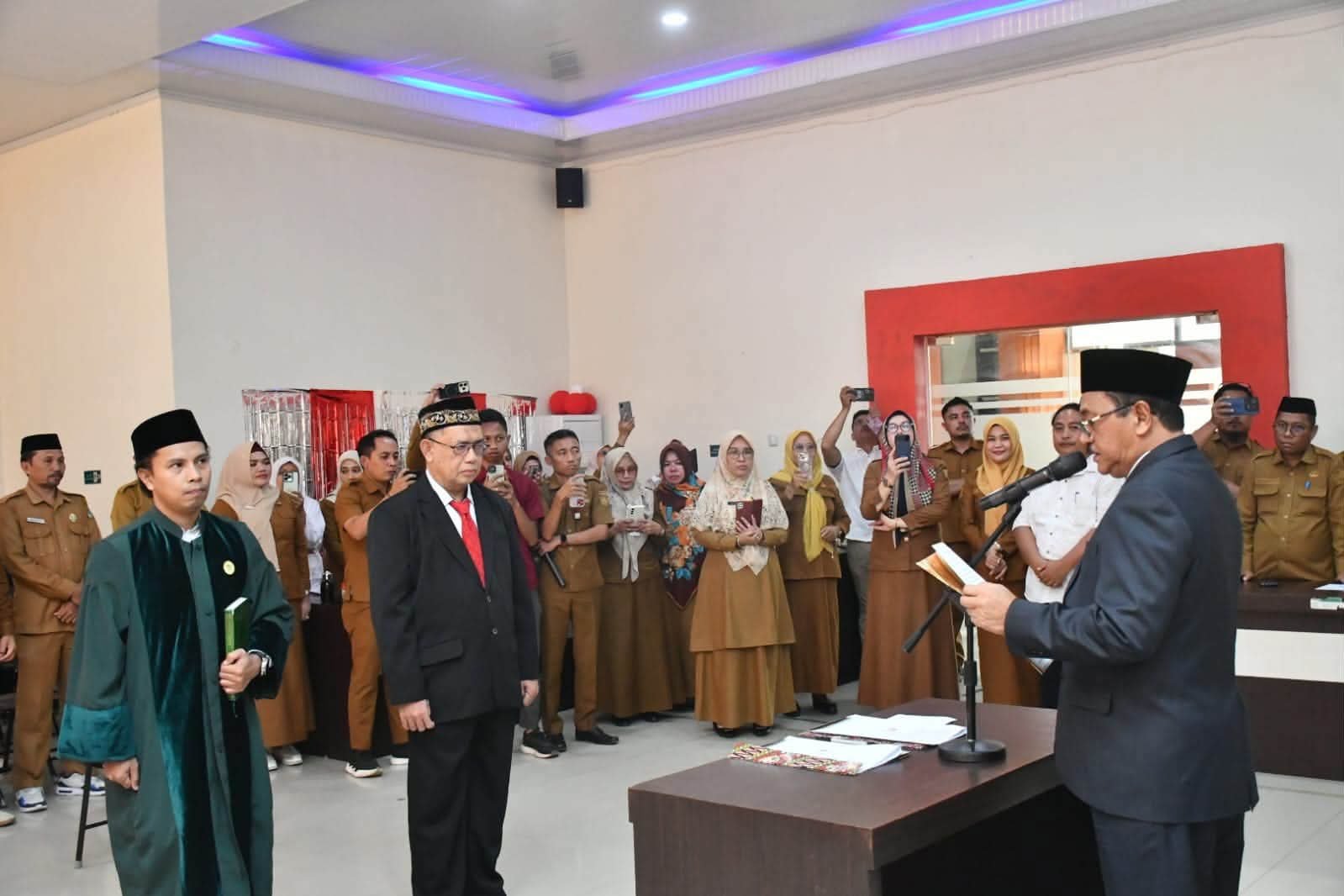 Lantik Direktur Baru, Bupati Rum Pagau Genjot Kualitas Pelayanan RSUD Clara Gobel.(Foto: Arif)