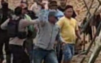 Bawa Parang Rusak Talang di Tambang Saripi, Aksi Security PT PG Gorontalo Disorot.(Foto Istimewa)