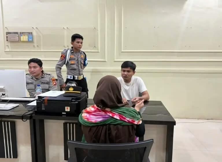 Diduga Rekam Korban Lewat Ventilasi, Oknum Mitra BGN Dipolisikan.(Foto Istimewa)