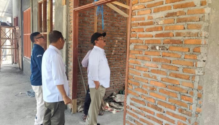 Bupati Rum Pagau Tinjau Proyek Revitalisasi Sekolah di Tilamuta